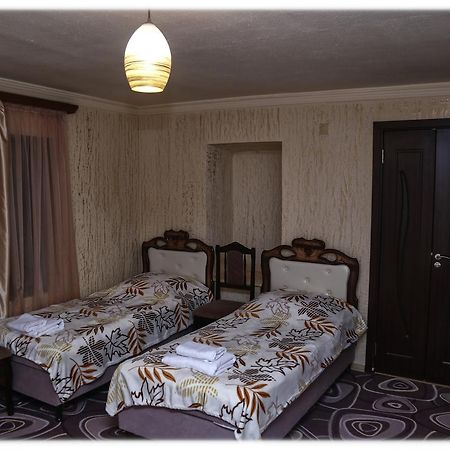 Lucy B&B Горис Екстериор снимка
