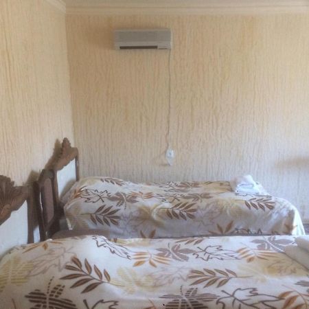 Lucy B&B Горис Екстериор снимка