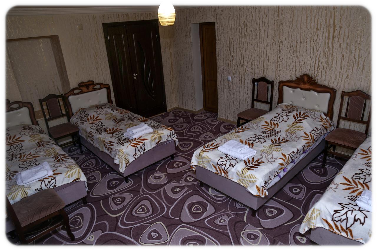 Lucy B&B Горис Екстериор снимка