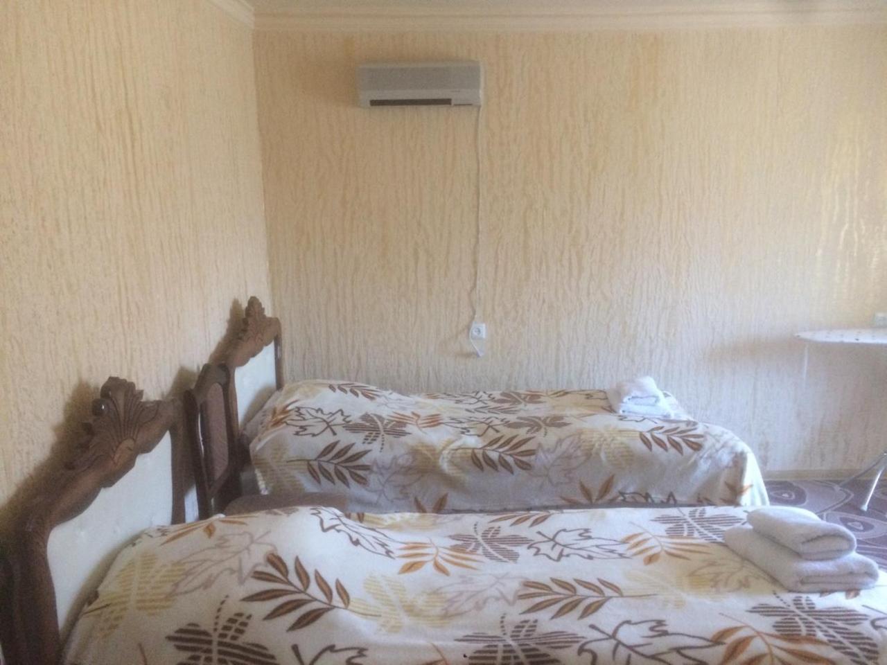 Lucy B&B Горис Екстериор снимка